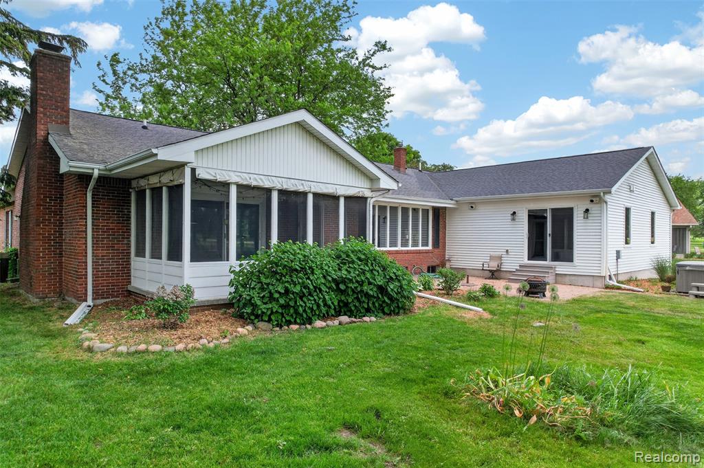 1330 Meadow Green Lane, Linden, MI 48451 — Photo 37