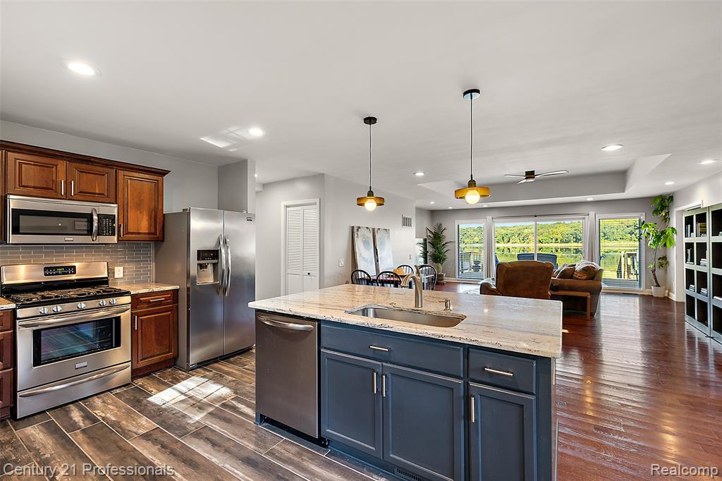 2679 Lakeview Drive, Ortonville, MI 48462 — Photo 25