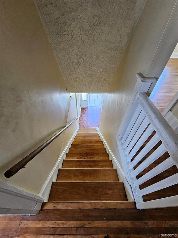 325 W NEVADA Street, Highland Park, MI 48203 — Photo 9