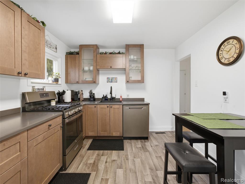 23353 Tawas Avenue, Hazel Park, MI 48030 — Photo 14