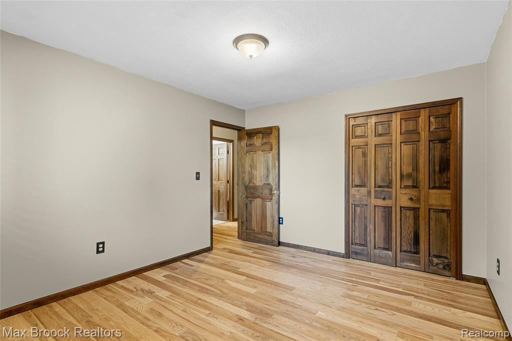 892 W Barnes Lake Road, Columbiaville, MI 48421 — Photo 14