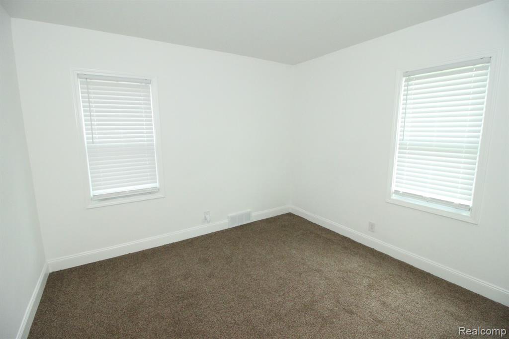 16873 Mansfield Street, Detroit, MI 48235 — Photo 22