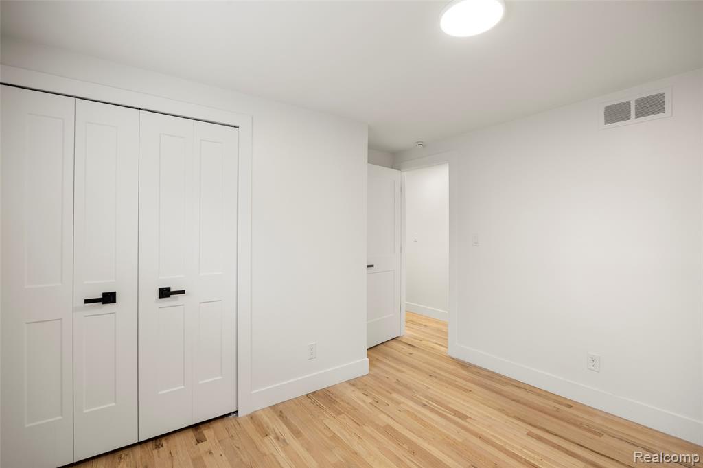 14631 Labelle Street, Oak Park, MI 48237 — Photo 19