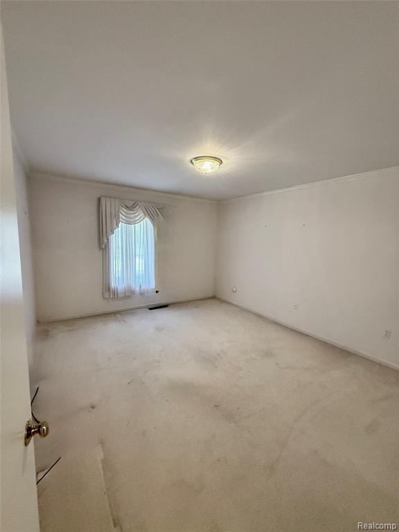 7411 N Farmington Road, Westland, MI — Photo 14