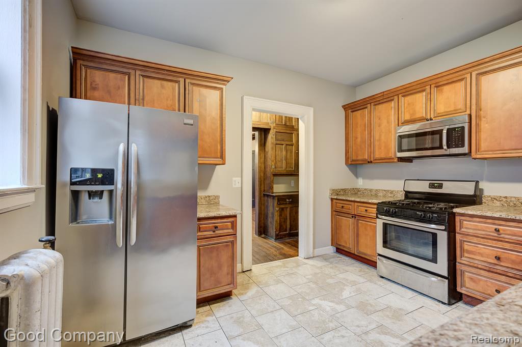 433 E KIRBY Street, Detroit, MI 48202 — Photo 19