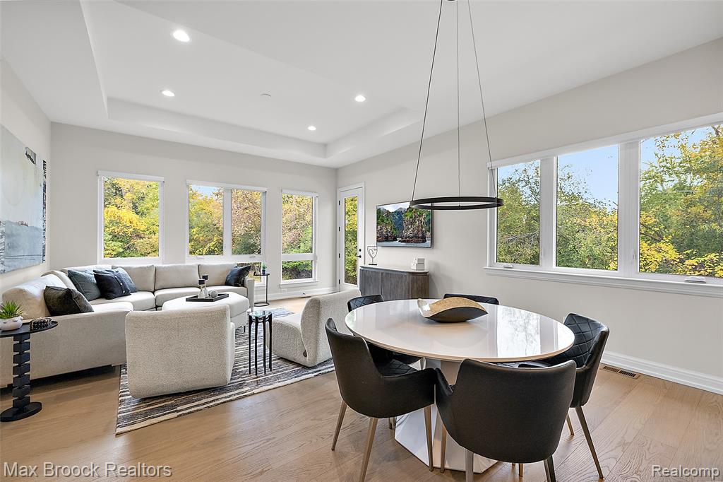 7464 Gramercy Circle, 19, West Bloomfield, MI — Photo 12