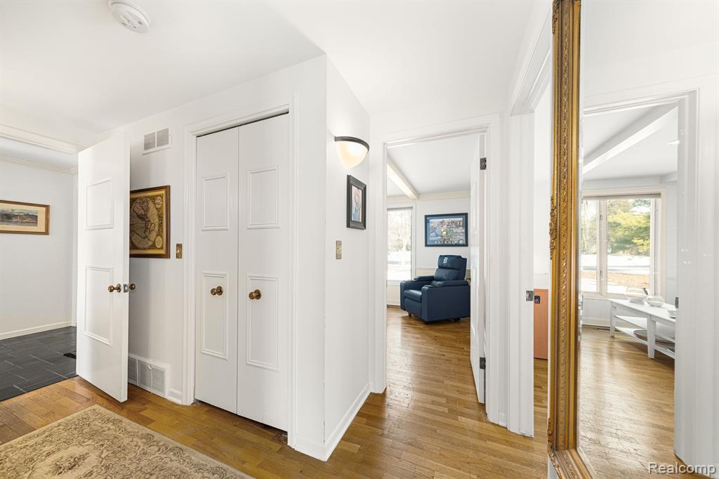 4717 MOHICAN Lane, Okemos, MI 48864 — Photo 17