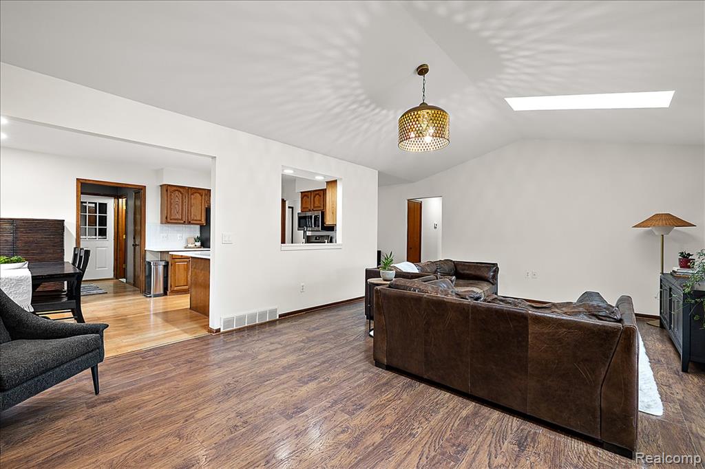 51604 Base Street, New Baltimore, MI 48047 — Photo 17