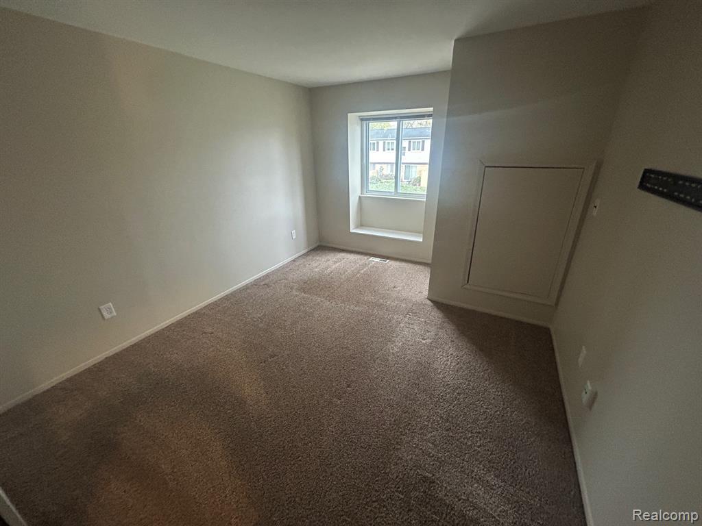 41168 N WOODBURY GREEN, Belleville, MI 48111 — Photo 11