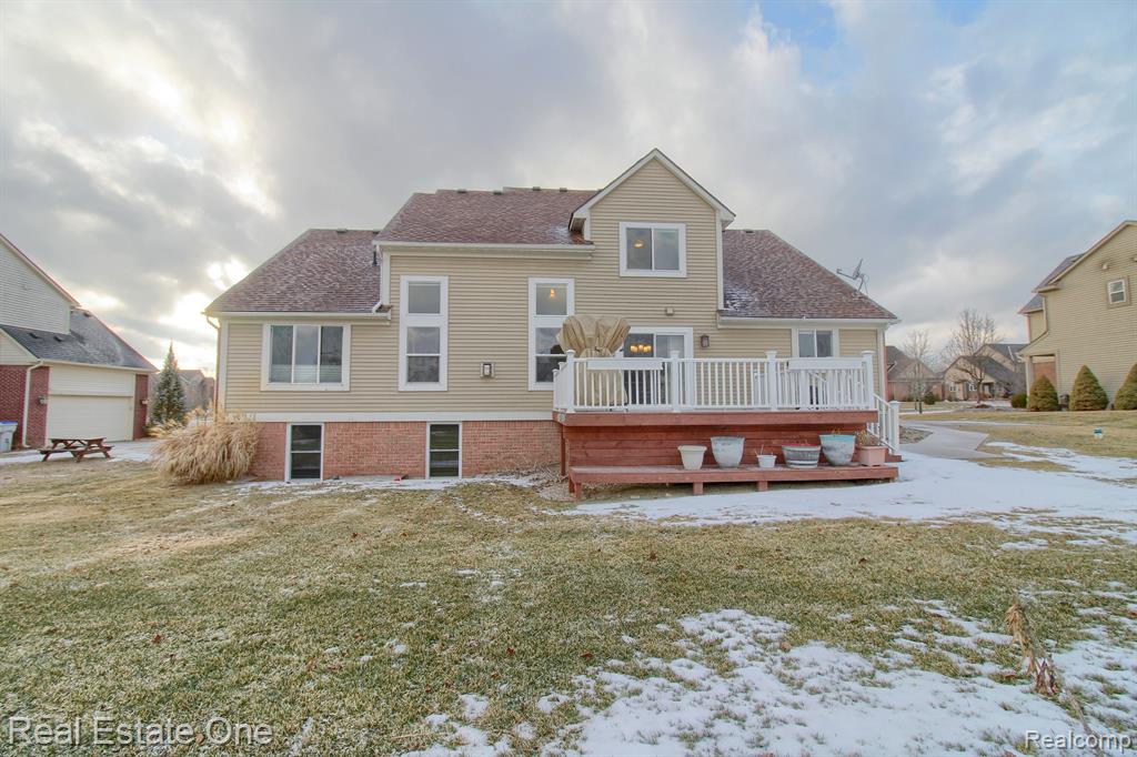 29924 MAGNOLIA Drive, New Hudson, MI 48165 — Photo 36