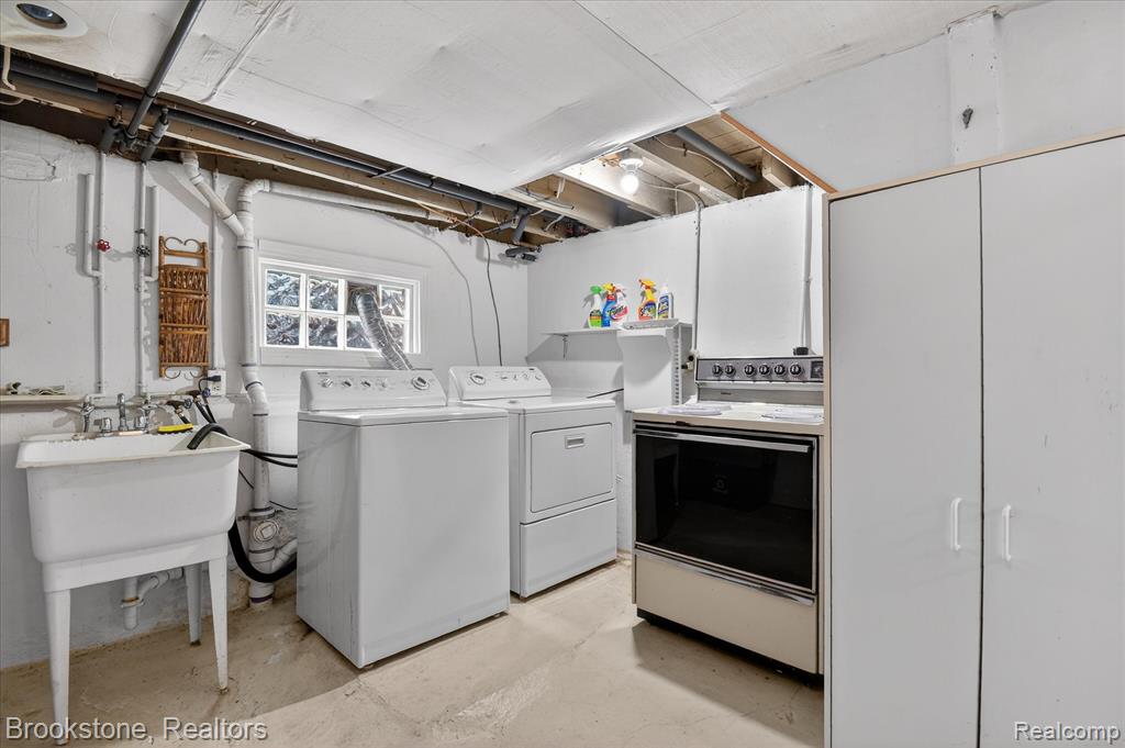 86 OAKDALE Boulevard, Pleasant Ridge, MI — Photo 23