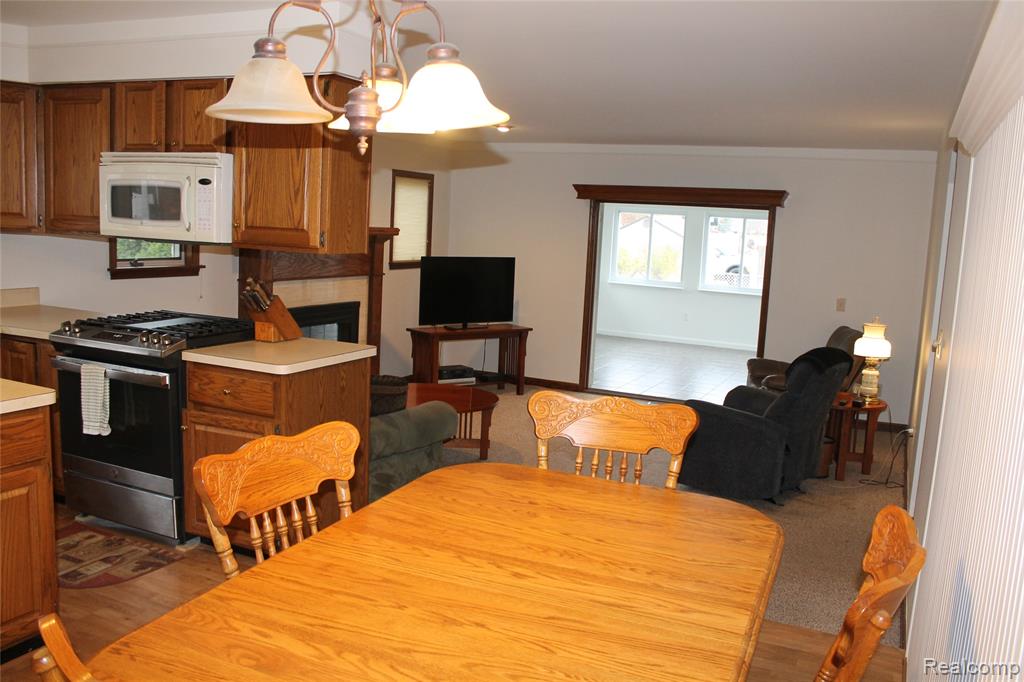 4986 Jackson Street, Trenton, MI 48183 — Photo 13