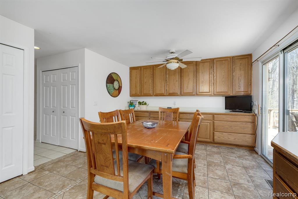 7312 LINDEN Road, Fenton, MI 48430 — Photo 9