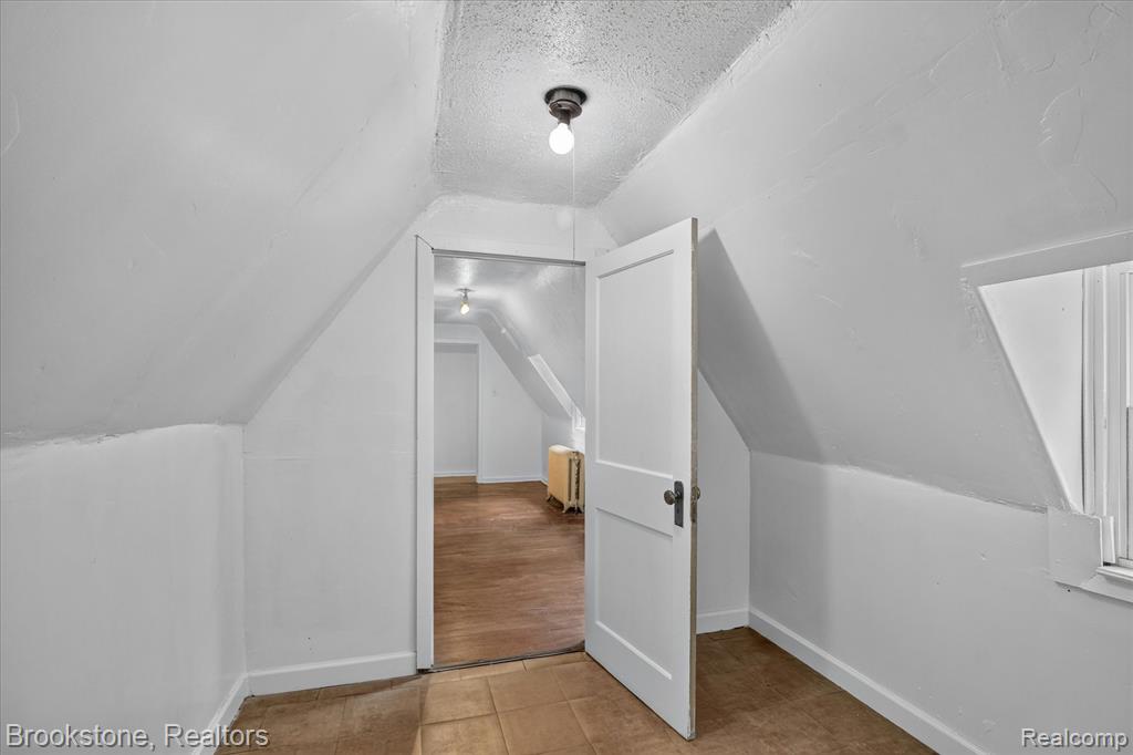 1735 Lincolnshire Drive, Highland Park, MI 48203 — Photo 47