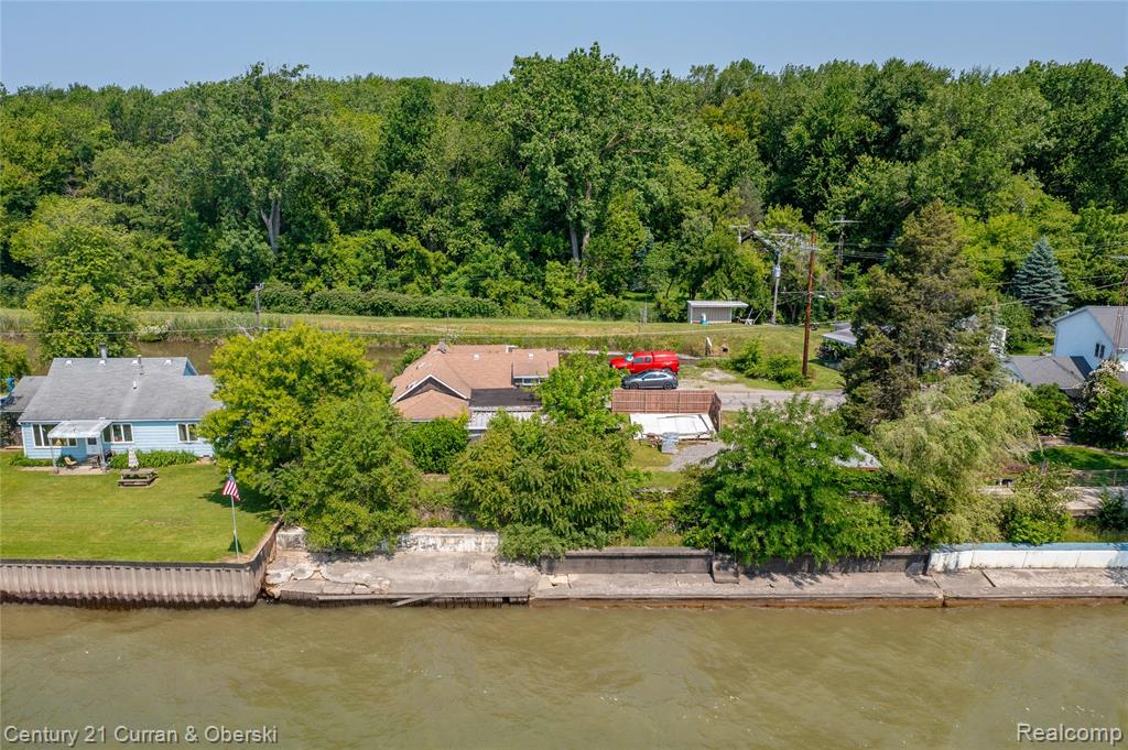 7310 Lakeshore Drive, Newport, MI 48166 — Photo 31