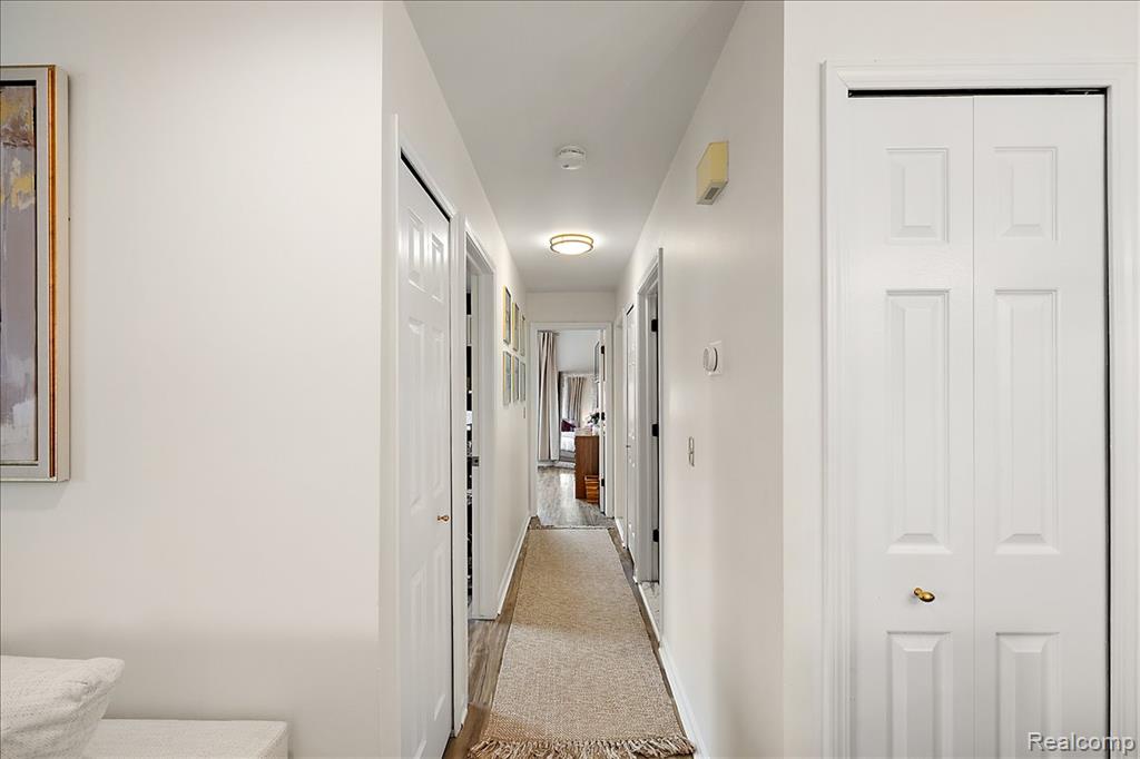 41999 King Edward Court, Clinton Twp, MI 48038 — Photo 13