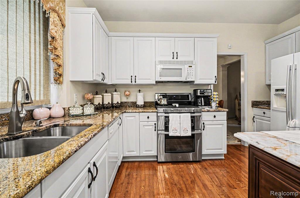 7316 N Central Park, Utica, MI 48317 — Photo 16