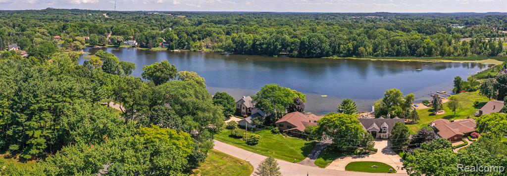 7709 Shelley Drive, Clarkston, MI 48348 — Photo 73