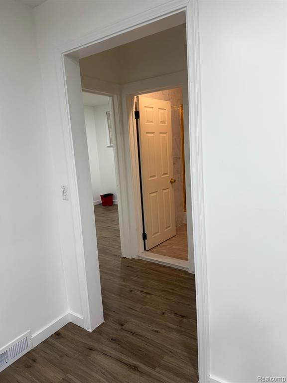 6107 Auburn, Detroit, MI 48228 — Photo 4