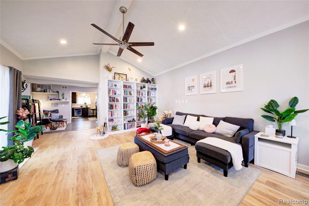 5367 Cambourne Place, West Bloomfield, MI — Photo 24