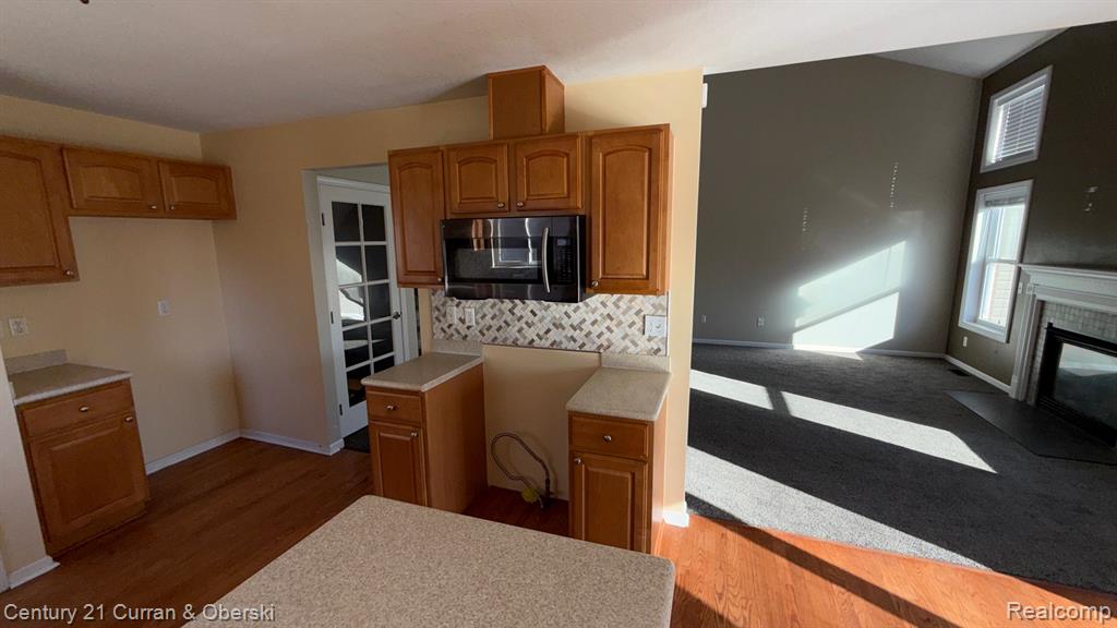 714 Autumn Ridge Drive, Westland, MI — Photo 13