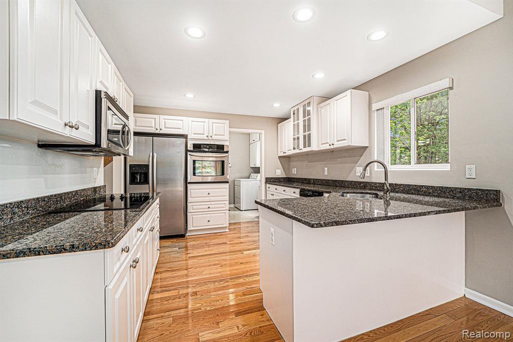 52850 Sable Drive, Unit #26, Macomb, MI 48042 — Photo 9