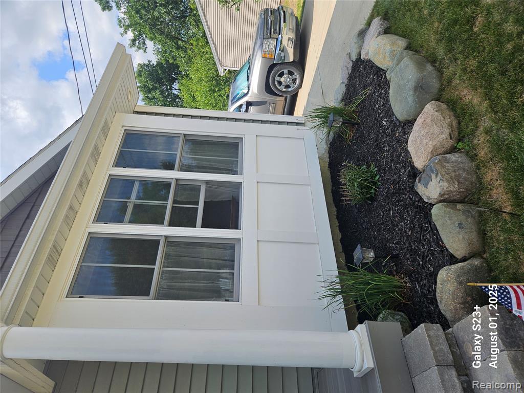 633 Aldrich Street, Linden, MI 48451 — Photo 8