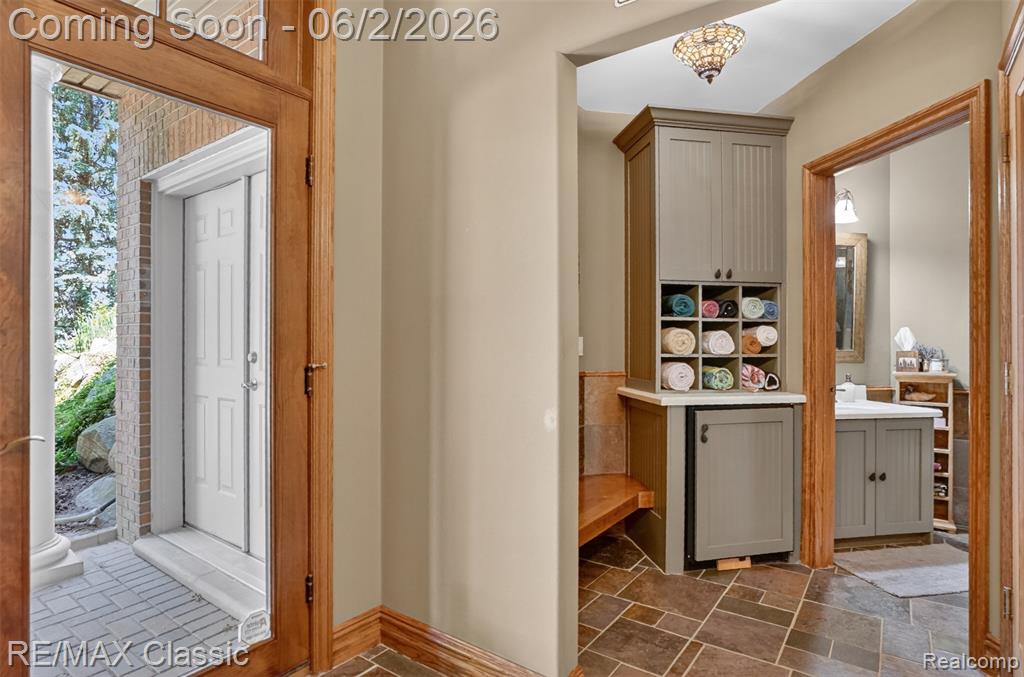 2360 Private Drive, Waterford, MI 48329 — Photo 73