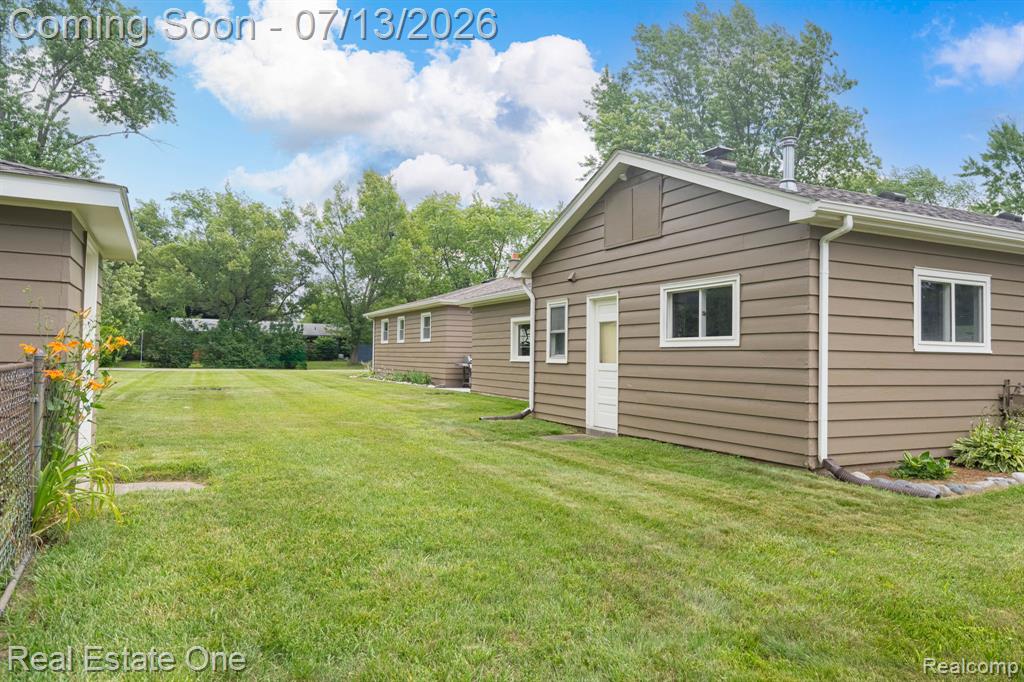 5009 Frankwill Avenue, Clarkston, MI — Photo 14