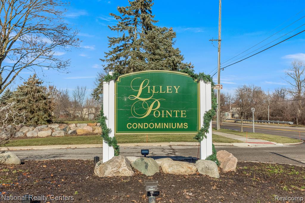42732 LILLEY POINTE Drive, Canton, MI 48187 — Photo 21