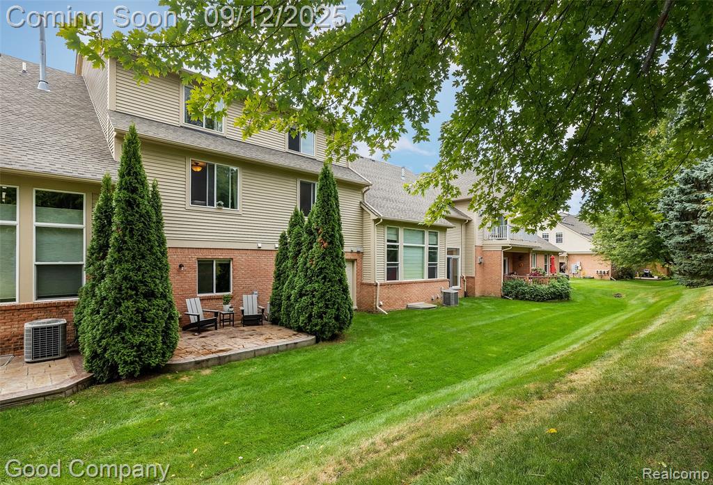 56729 Longhorn Drive, Shelby Twp, MI 48316 — Photo 36