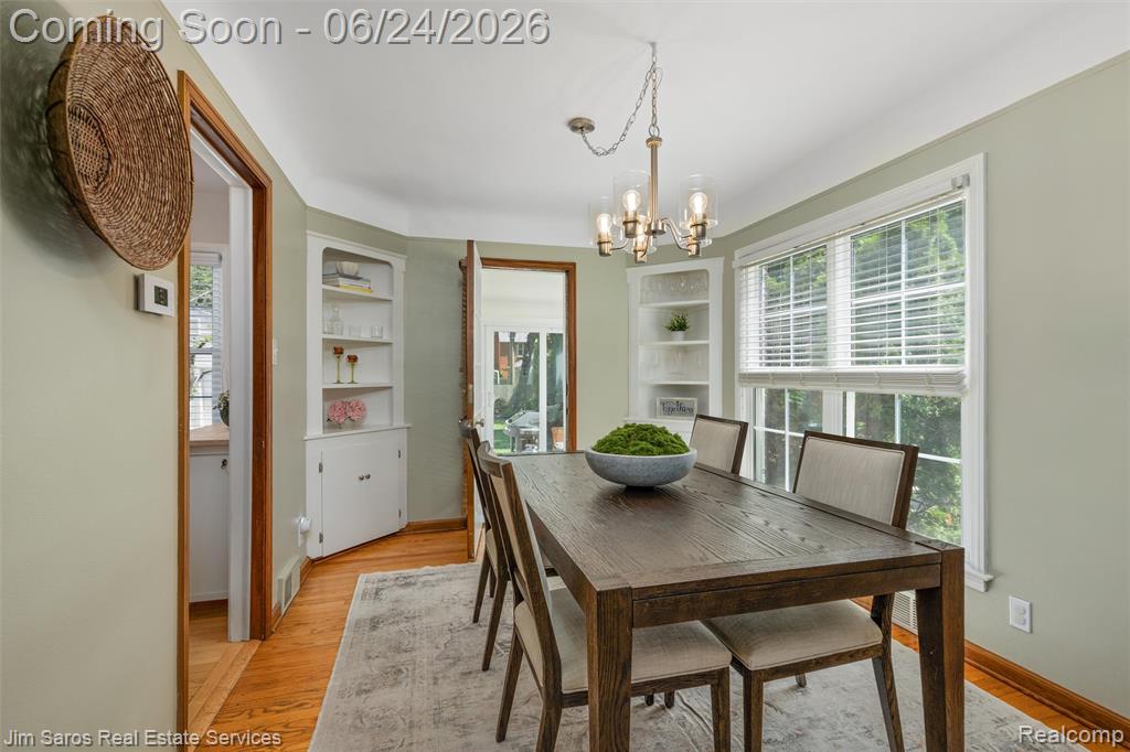 461 Allard Road, Grosse Pointe Farms, MI 48236 — Photo 8