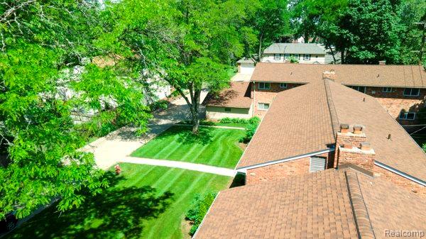 516 NEFF Lane Lane, Grosse Pointe, MI 48230 — Photo 13