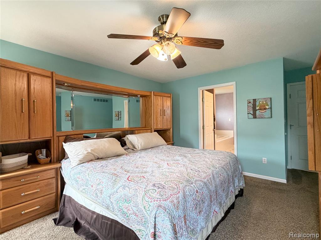 23601 Oakleigh Avenue, Woodhaven, MI 48183 — Photo 18
