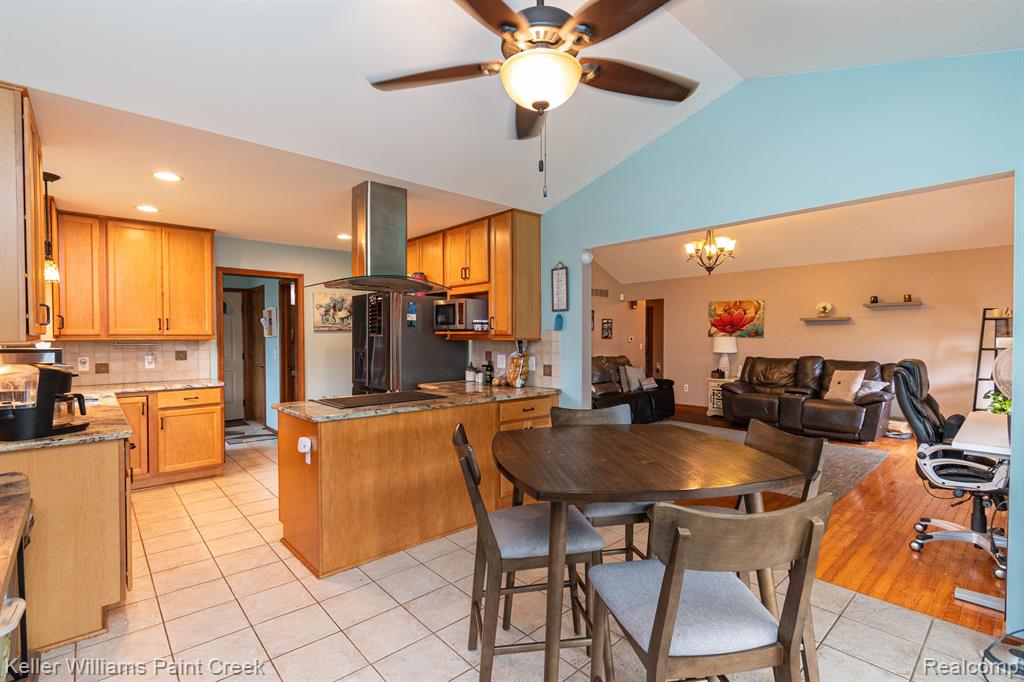 40612 REHSE Drive, Clinton Twp, MI 48038 — Photo 16