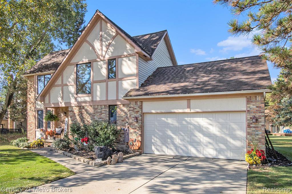 5376 OLDE SHAWBORO Road, Grand Blanc, MI 48439 — Photo 3