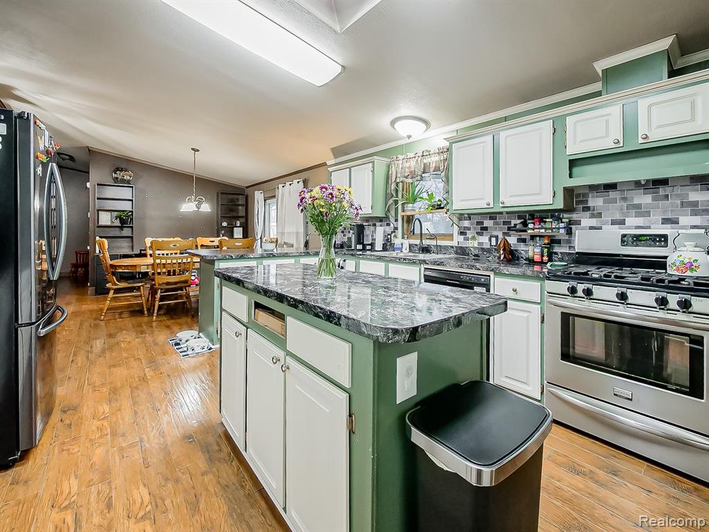2015 Plum Street, Clarkston, MI 48348 — Photo 33