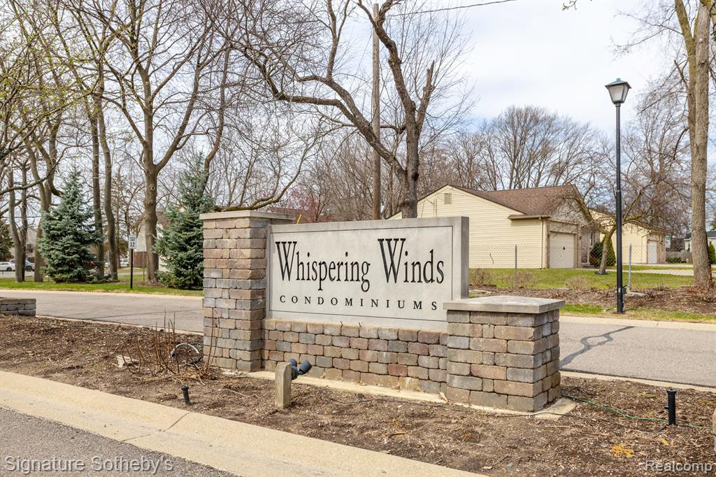 9410 Westwind Drive, Livonia, MI 48150 — Photo 12