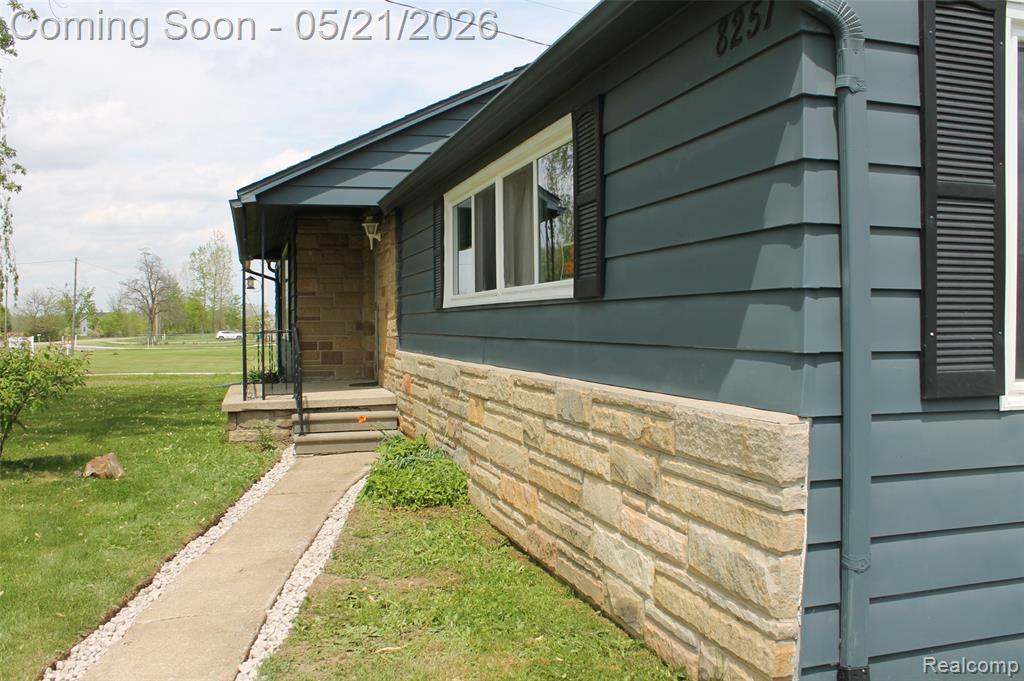 8251 Beers Road, Swartz Creek, MI 48473 — Photo 2