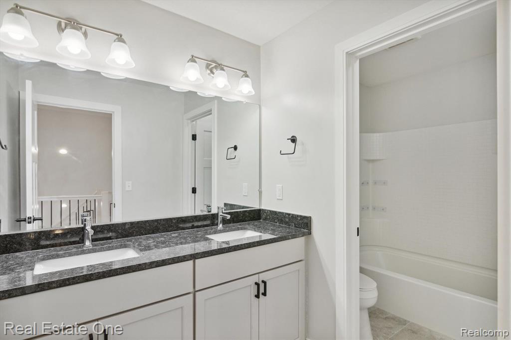 603 BRAXWOOD Place, Milford, MI 48381 — Photo 38