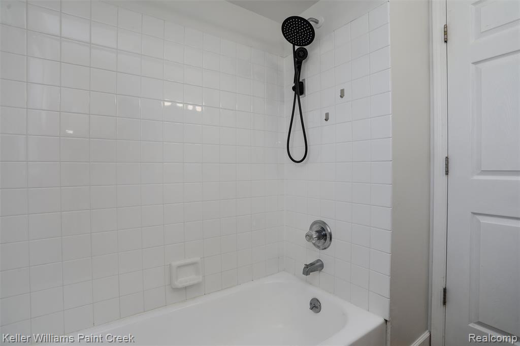 56112 Troon N, Shelby Twp, MI 48316 — Photo 16