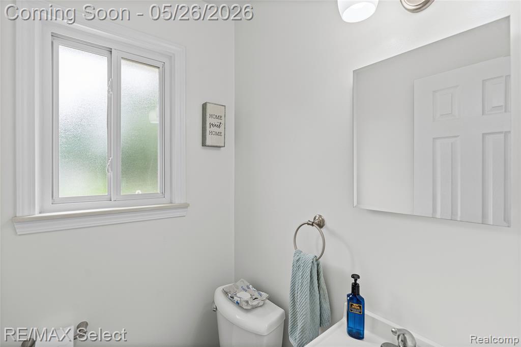 4353 Dixon Drive, Swartz Creek, MI 48473 — Photo 10