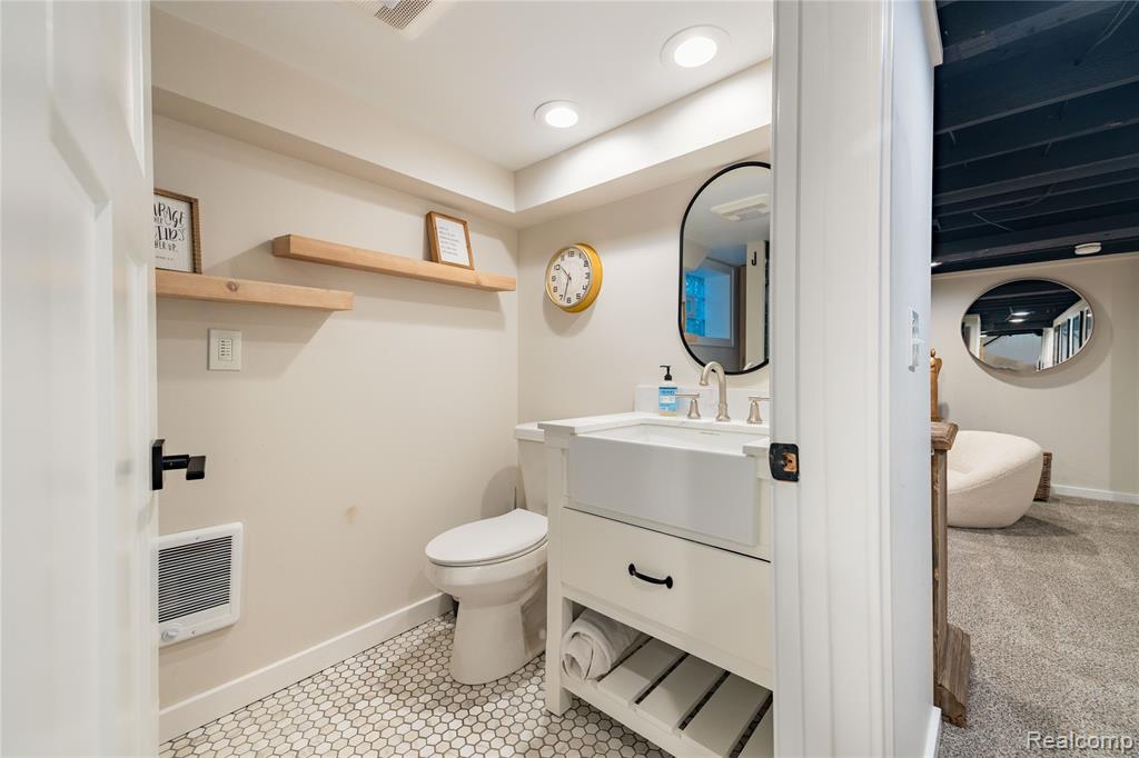 609 N Harvey Street, Plymouth, MI 48170 — Photo 24