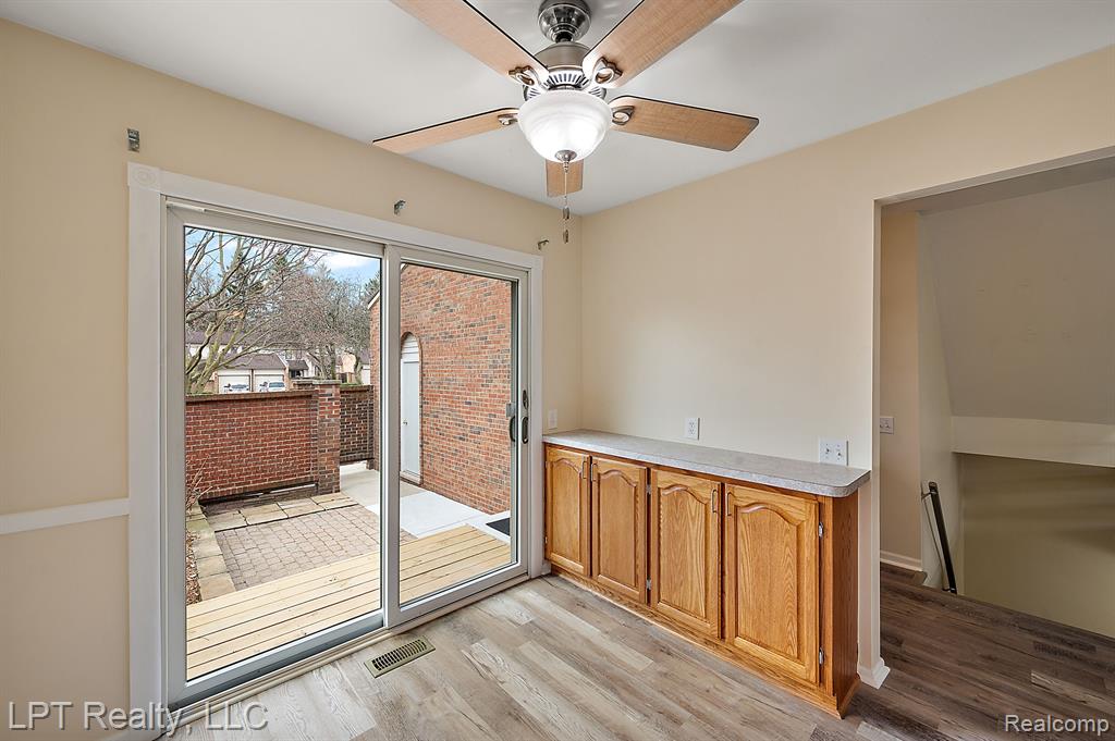 418 WILLOW GROVE Lane, Rochester Hills, MI 48307 — Photo 15