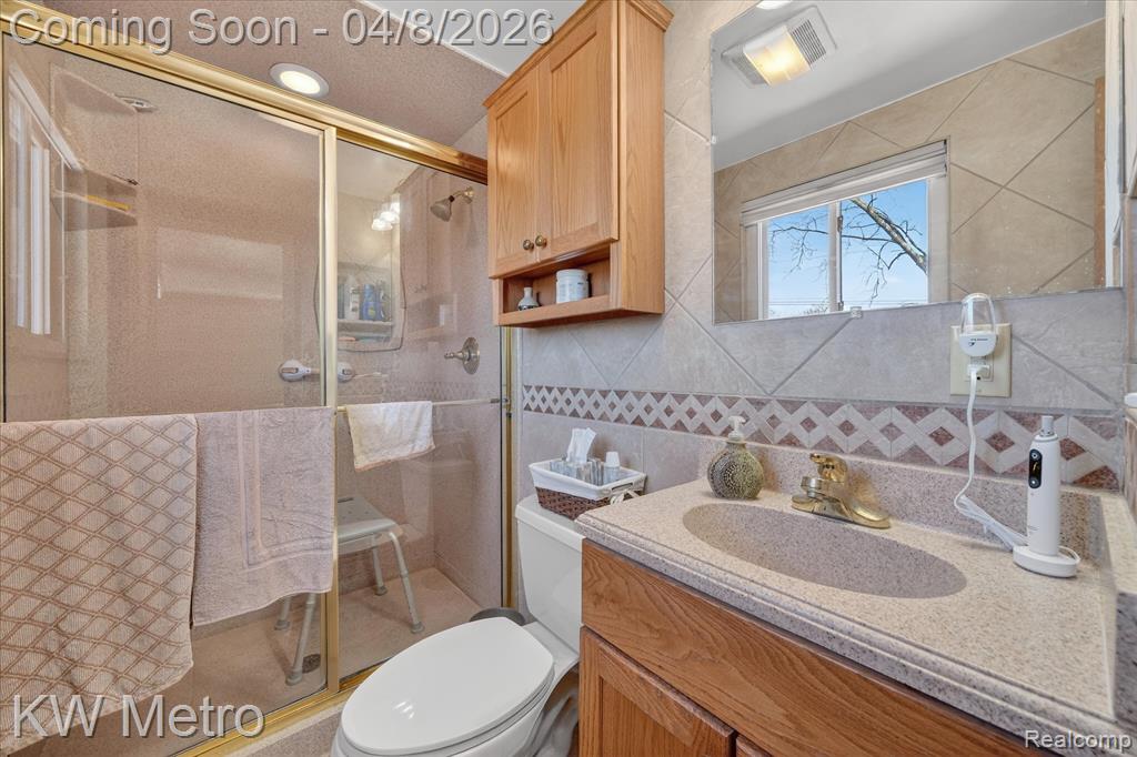 5037 Thorncroft Avenue, Royal Oak, MI 48073 — Photo 14