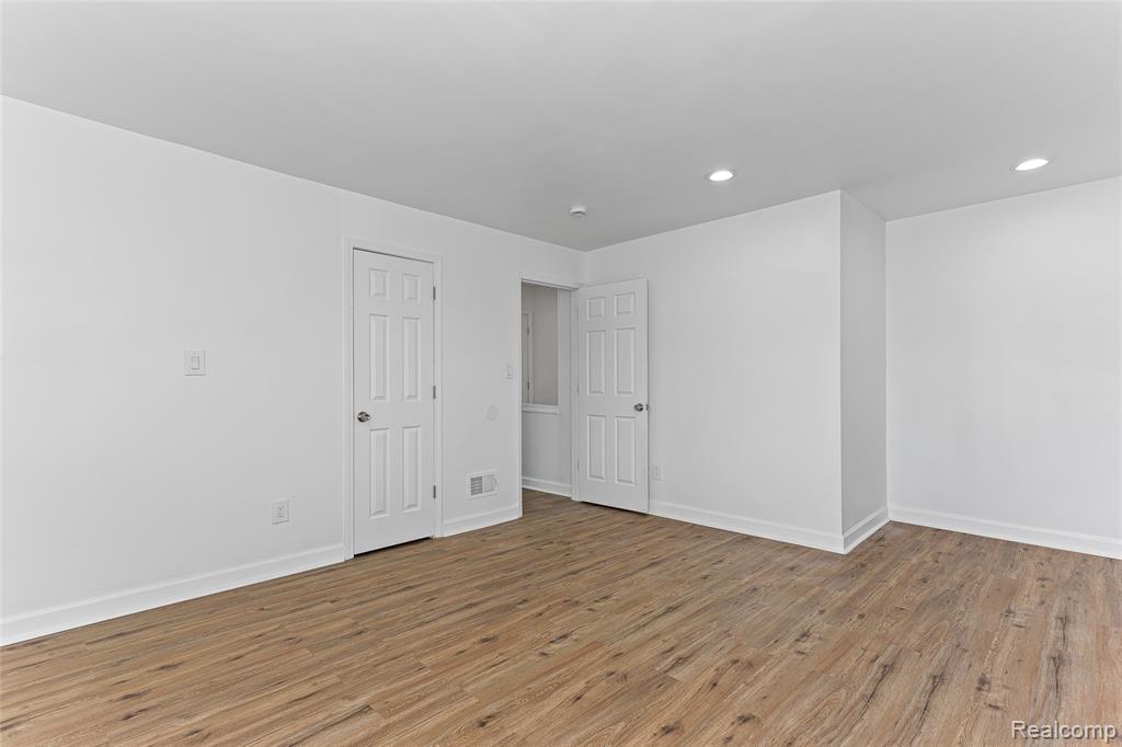 5737 Barham Street, Detroit, MI 48224 — Photo 16