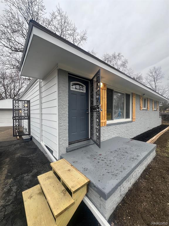 6038 NATCHEZ Drive, Mount Morris, MI 48458 — Photo 3