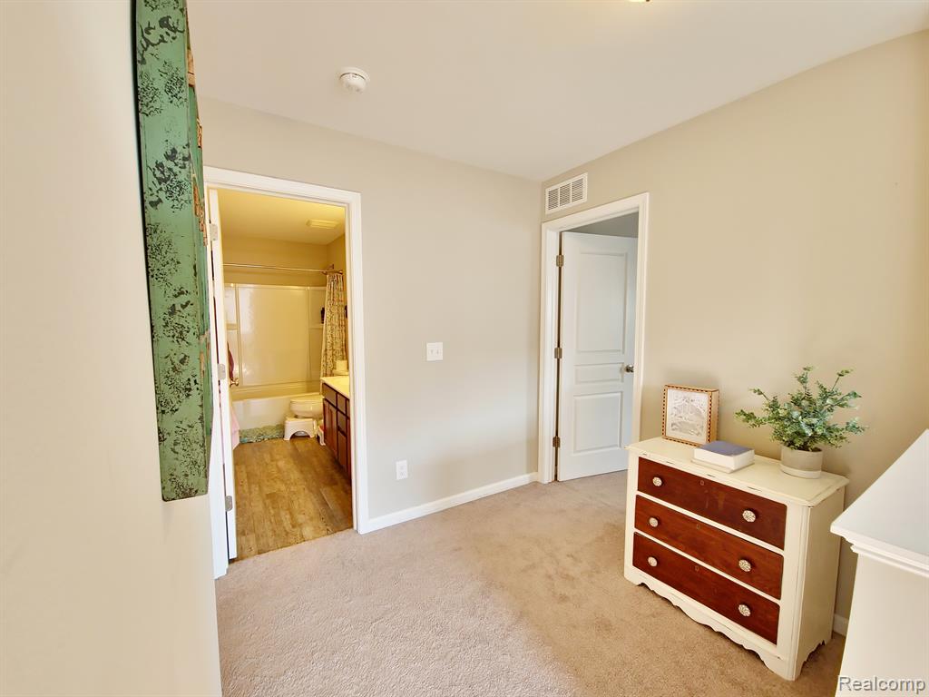 9270 NORMANDY Lane, Ypsilanti, MI 48197 — Photo 20