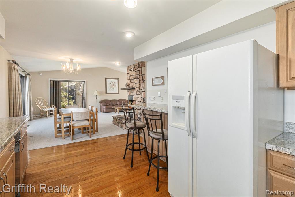 8570 Riverside Drive, Brighton, MI 48116 — Photo 18