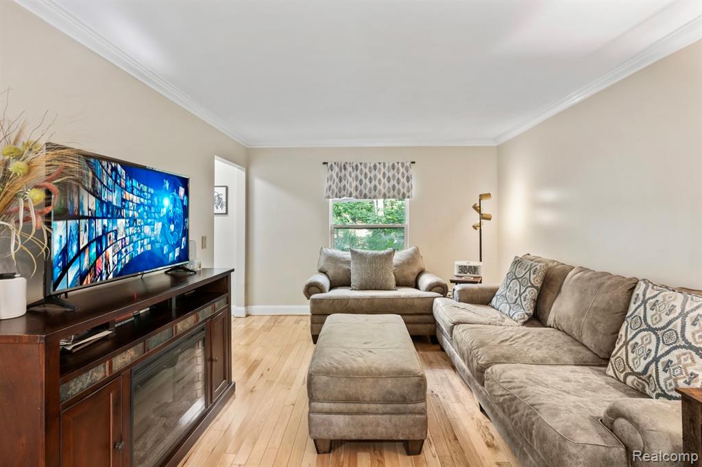 6550 Avon Drive, Brighton, MI 48116 — Photo 15
